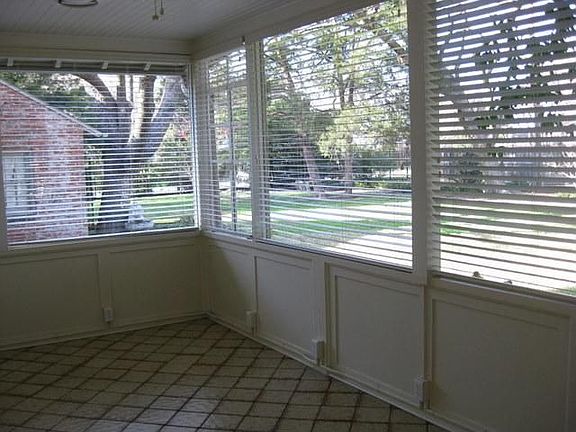 2nd image of 1502 Corto Dr