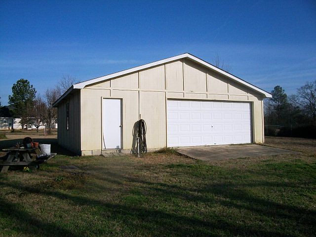 2nd image of 5141 Hartley Bridge Rd