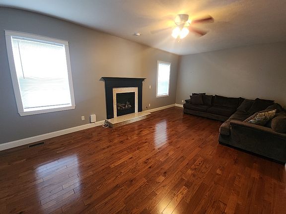 2nd image of 6838 Tupelo Rd