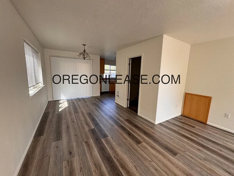 270 S 41st Pl #1-41ST — Photo 3
