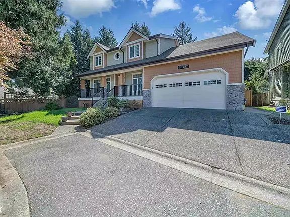 2nd image of 20752 Grade Cres #1A