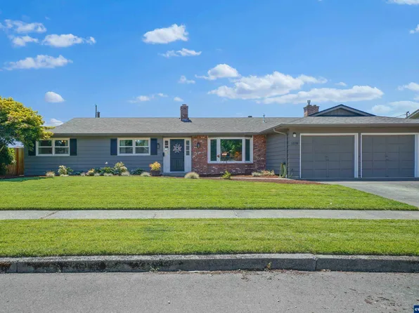 1378 Mistwood Dr NE, Keizer, OR 97303