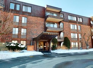 1004 Paradise Rd APT PHA, Swampscott, MA 01907