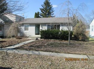 1313 Bancroft St, Port Huron, MI 48060