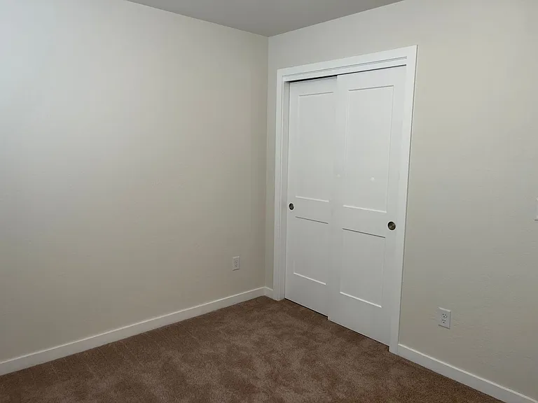 185 Northridge Ter — Photo 34