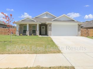 1510 Emmerson St, Centerton, AR 72719