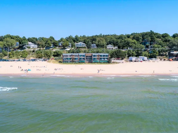1159 S Harbor Dr Unit B3, Grand Haven, MI 49417