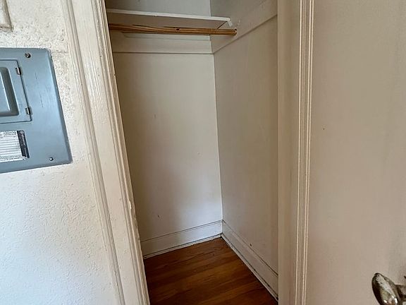 2nd image of 13725 La Salle Blvd APT 105