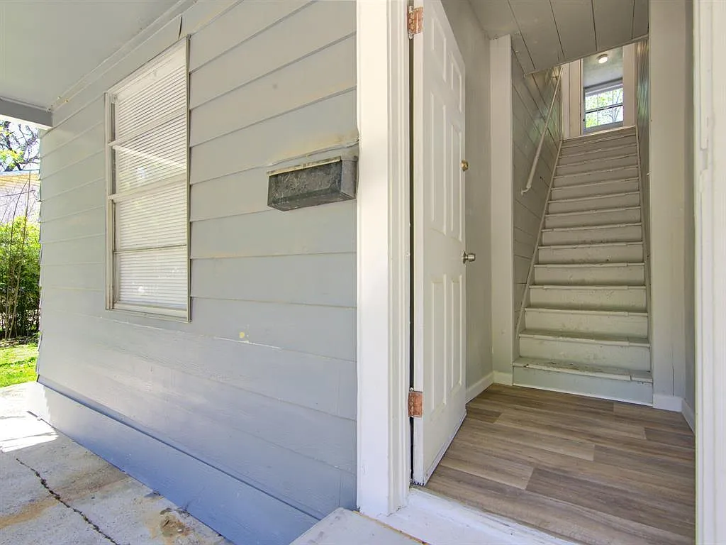 313 North Beauregard Street - Unit 1 (Upstairs) — Photo 3
