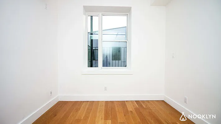 Rented by Nooklyn NYC LLC | media 39