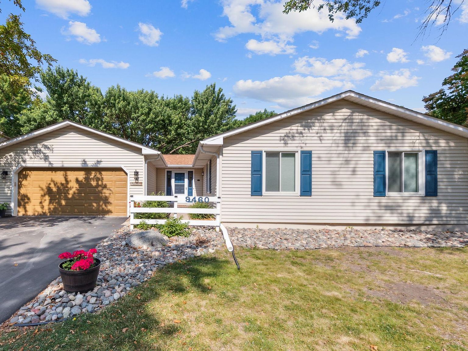 9460 Garrison Way, Eden Prairie, MN 55347 Zillow