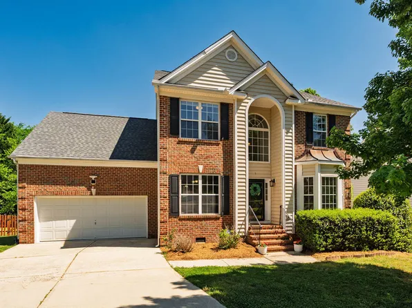 102 Adrians Pl, Chapel Hill, NC 27516