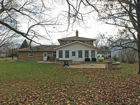 Home Back w/large Paver Patio