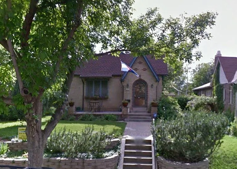 1371 Dahlia St — Photo 1