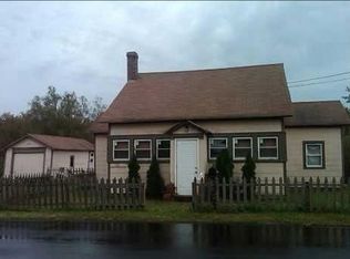 100 Hickory Rd, Mastic Beach, NY 11951