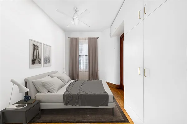 Rented by R New York | media 22