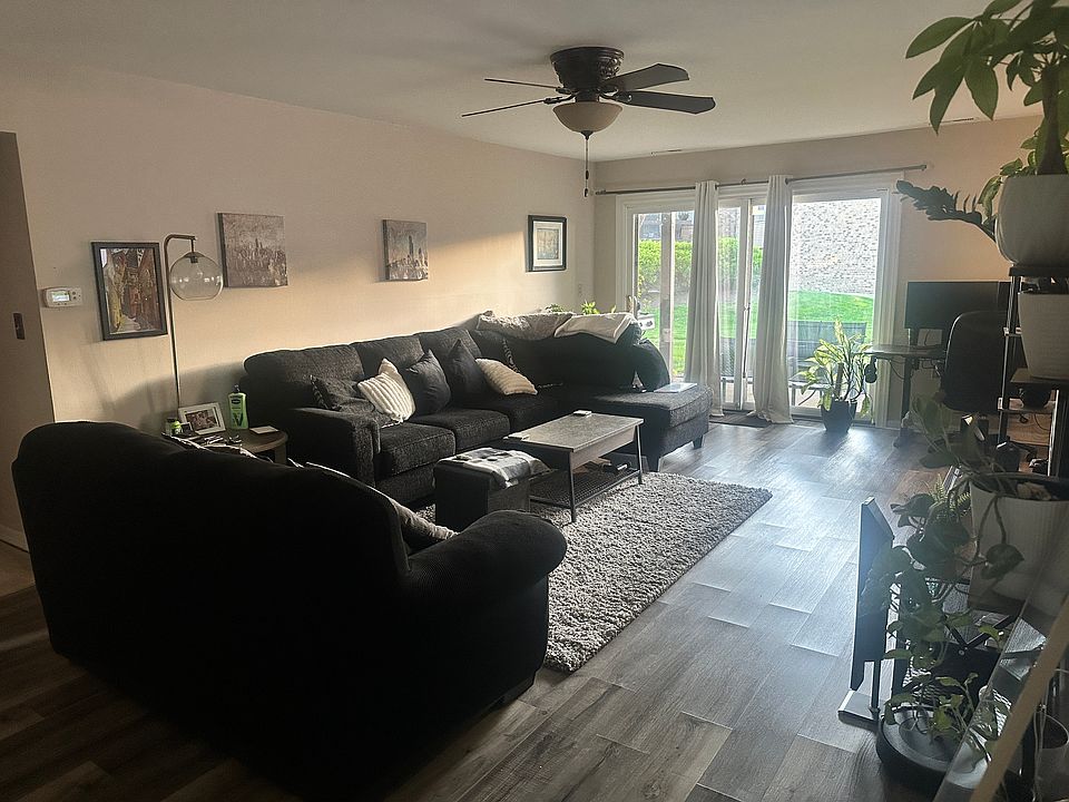 Living room w/ furniture example