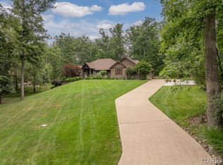 552 Lorraine Creek Dr, Innsbrook, MO 63390