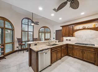 608 Westview Terrace Dr, Sealy, TX 77474