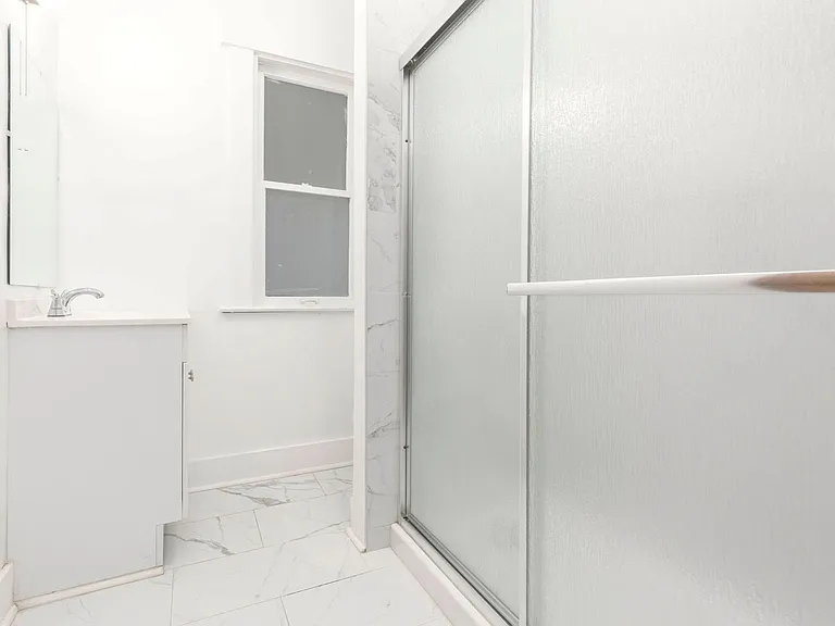 145 N Keats Ave — Photo 25