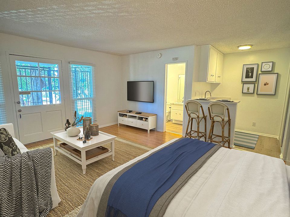 1st image of 11668 Idaho Ave APT 1