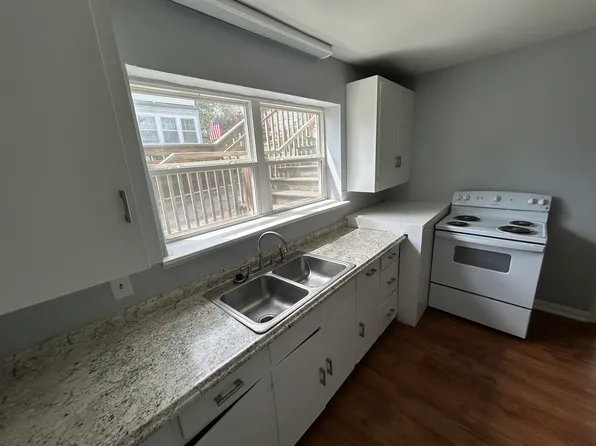 2422 Highland Dr APT 4, Knoxville, TN 37918