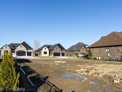 19324 Springbrook Dr, Macomb, MI, 48044