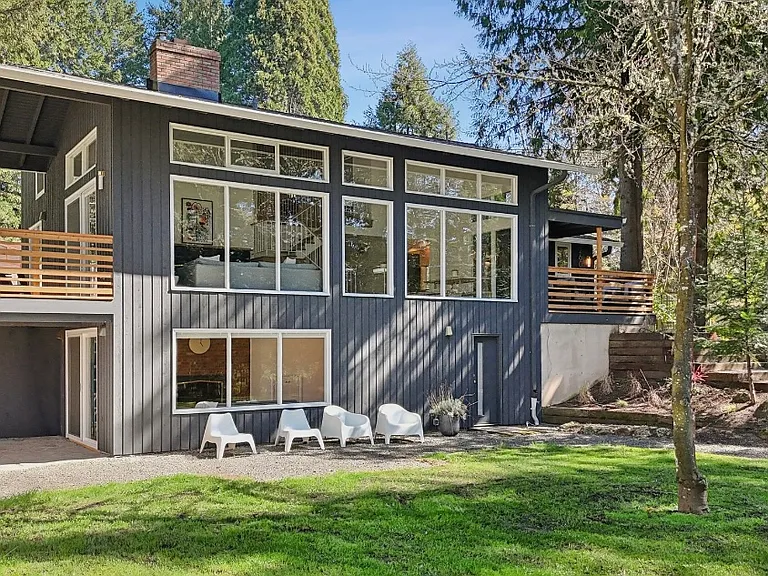 260 NW 114th Ave — Photo 3