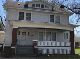 969 W William St, Decatur, IL 62522