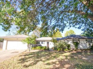 823 Willow Ln, Norman, OK 73072