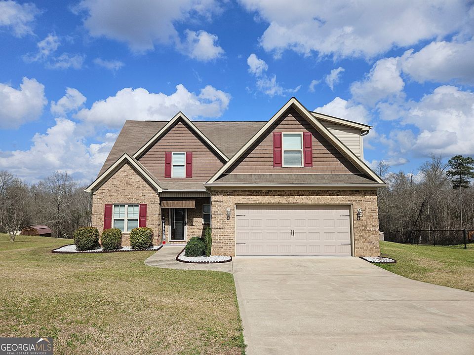 1st image of 140 Chapman Ridge Rd