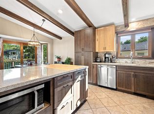 1530 Lois Dr, Shoreview, MN 55126