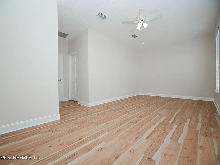 4442 Rock Creek Cir — Photo 18