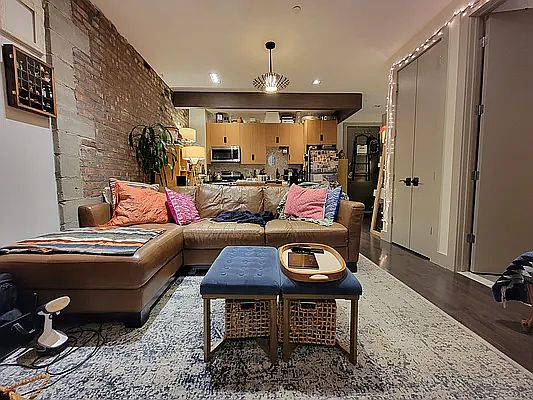 4th image of 586 Grand St APT 3B