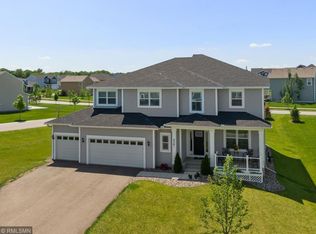 9261 Summerlin Ct, Woodbury, MN 55129