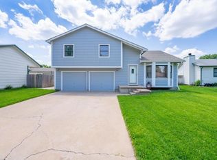 6216 W Juno Ct, Wichita, KS 67215