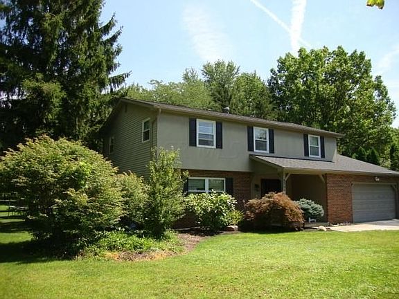 3rd image of 8744 Sheffield Ct NW