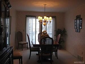 5th image of 80 Southwick Dr