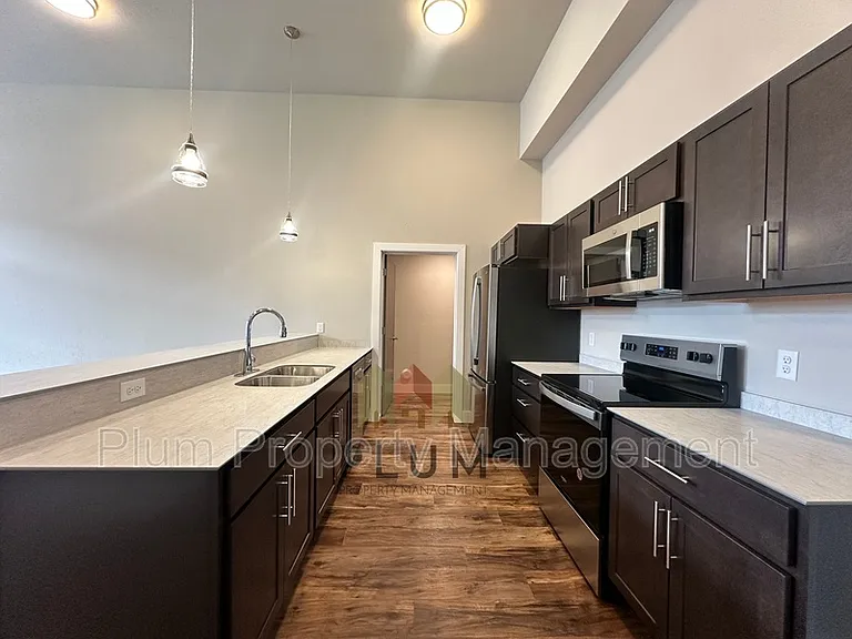 425 Michigan Ave #107 — Photo 4