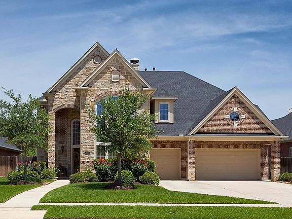 2nd image of 28014 Buckthorn Dr