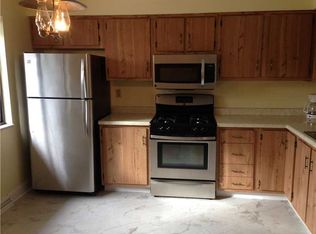 305 Andover Ct, West Mifflin, PA 15122