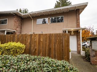 12220 SE 60th St APT 21, Bellevue, WA 98006