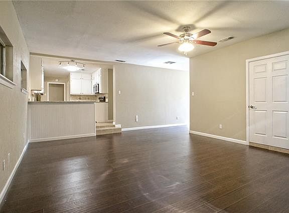 5th image of 5229 Trail Lake Dr