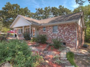109 E 116th St, Jenks, OK 74037