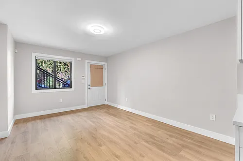 2240 Brookmount Ave #GROUND LVL Photo 1