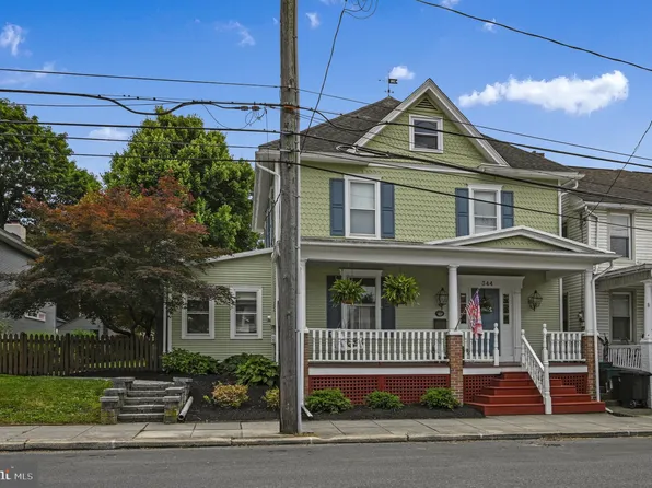 344 E Main St, Lititz, PA 17543