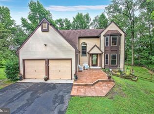 202 Timber Knoll Dr, Bear, DE 19701