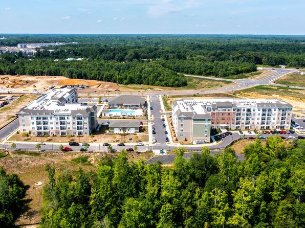 4811 Wildroot Ln #104