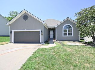 13120 NW Ridgeview Dr, Platte City, MO 64079