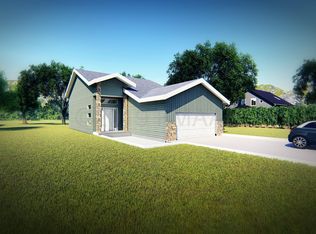 3416 30th St S, Moorhead, MN 56560